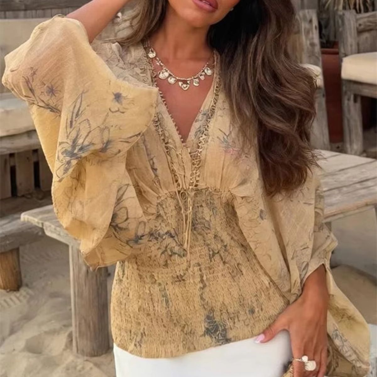 Summer Clothing Resort - V Yaka Baskılı Vintage Gömlek Kadın